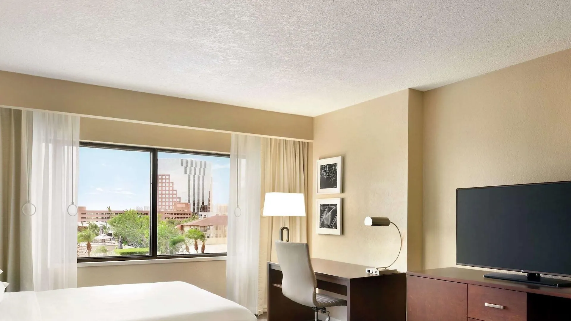 Hotel Doubletree By Hilton Downtown Orlando