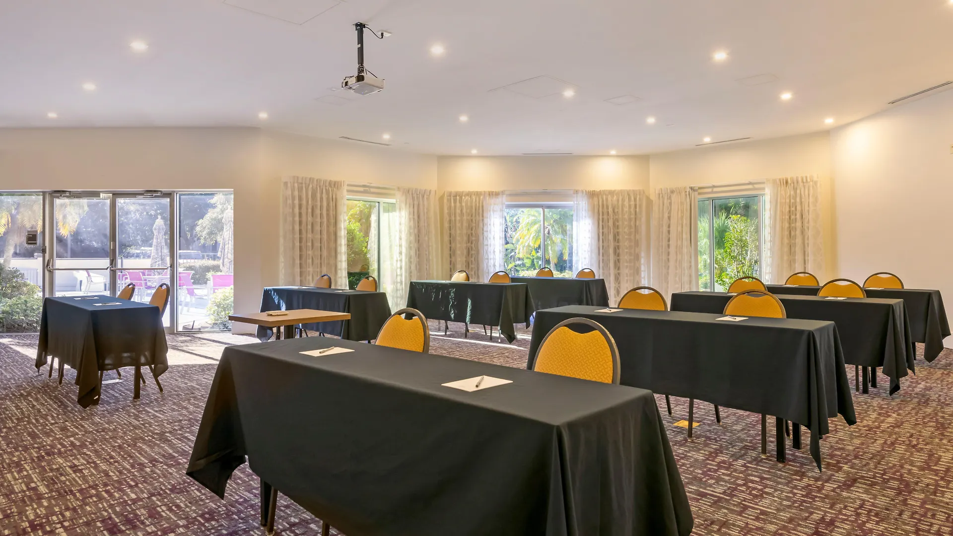 Crowne Plaza Orlando - Buena Vista By Ihg 3*