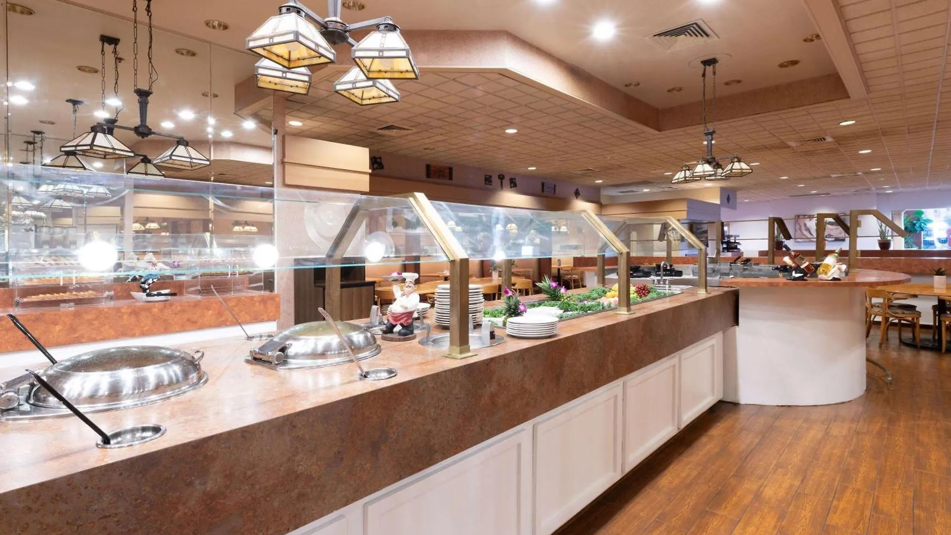 Ramada By Wyndham Kissimmee Gateway - Free Theme Park Shuttle Hotel 3*