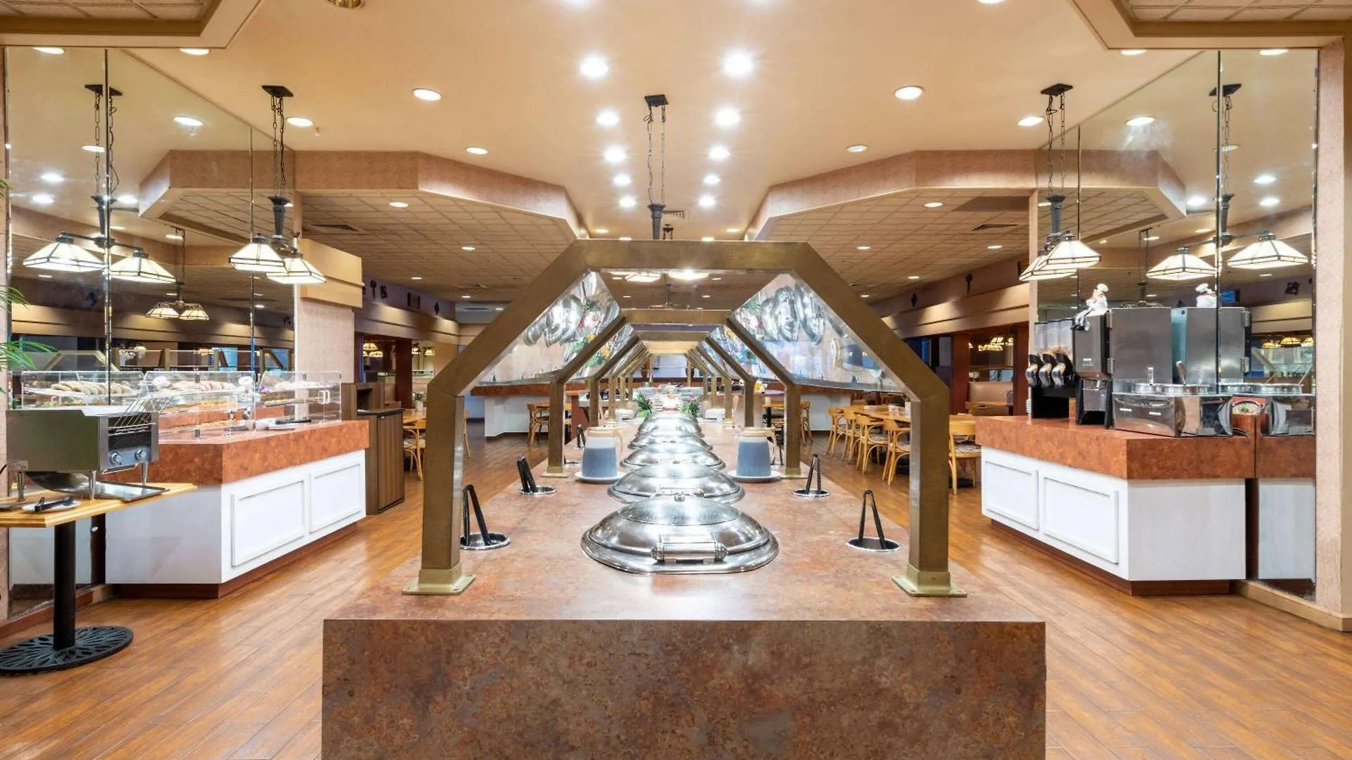 Hotel Ramada By Wyndham Kissimmee Gateway - Free Theme Park Shuttle 3*