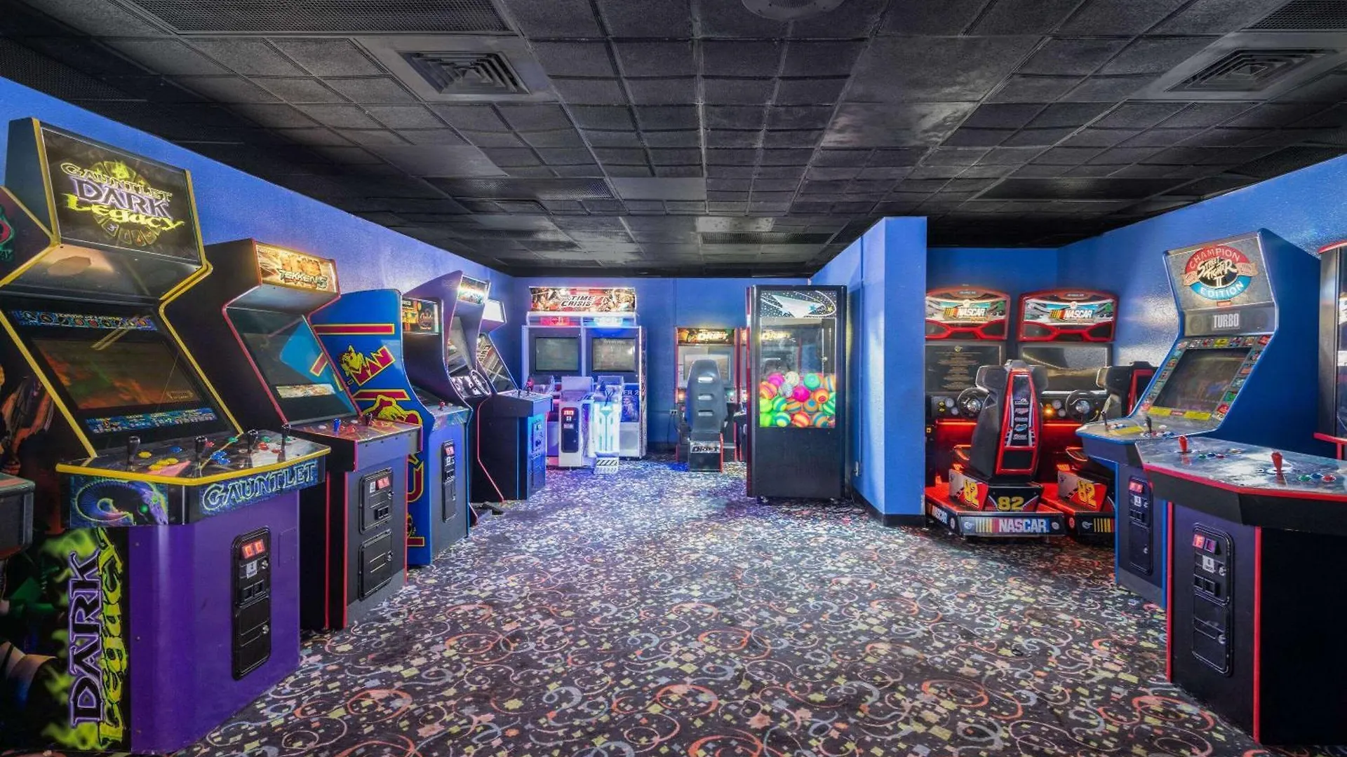 Ramada By Wyndham Kissimmee Gateway - Free Theme Park Shuttle Four Corners