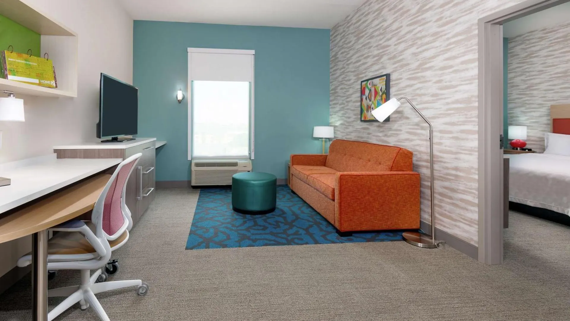 Home2 By Hilton Near Universal 3*