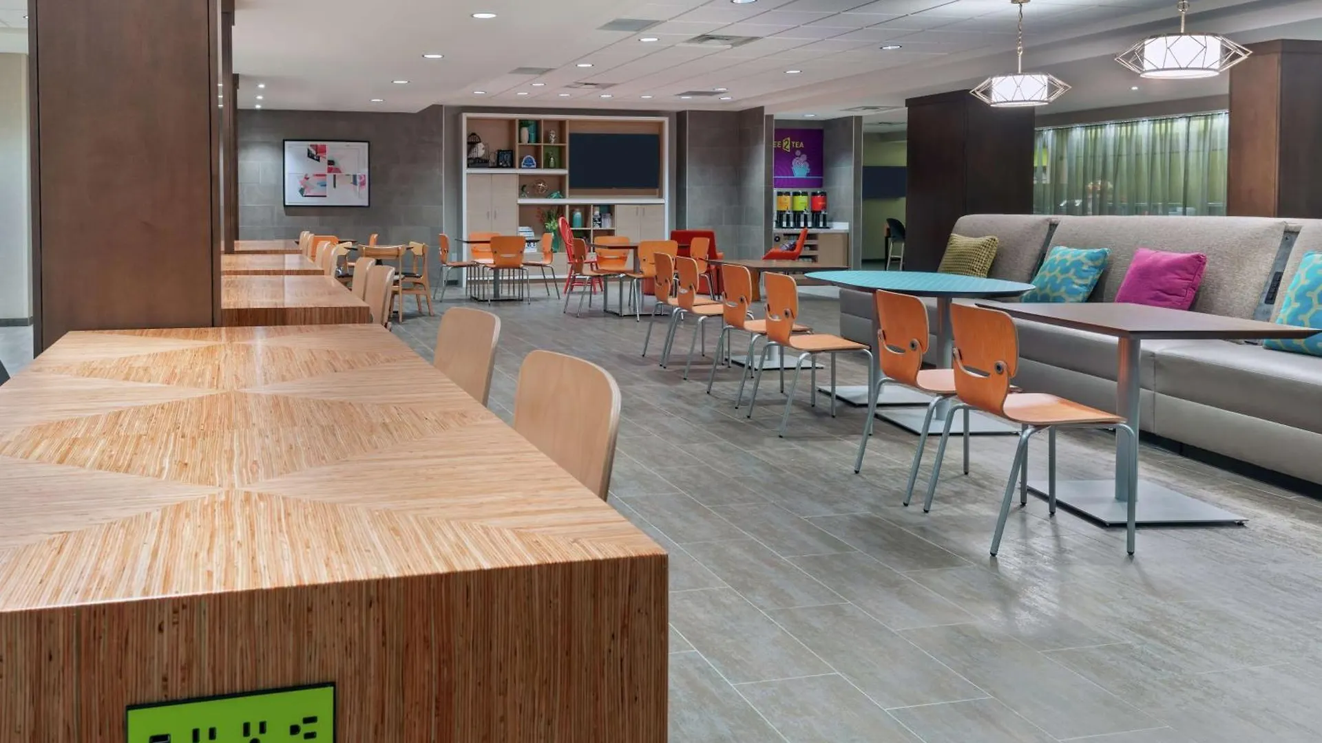 Hotel Home2 By Hilton Near Universal 3*