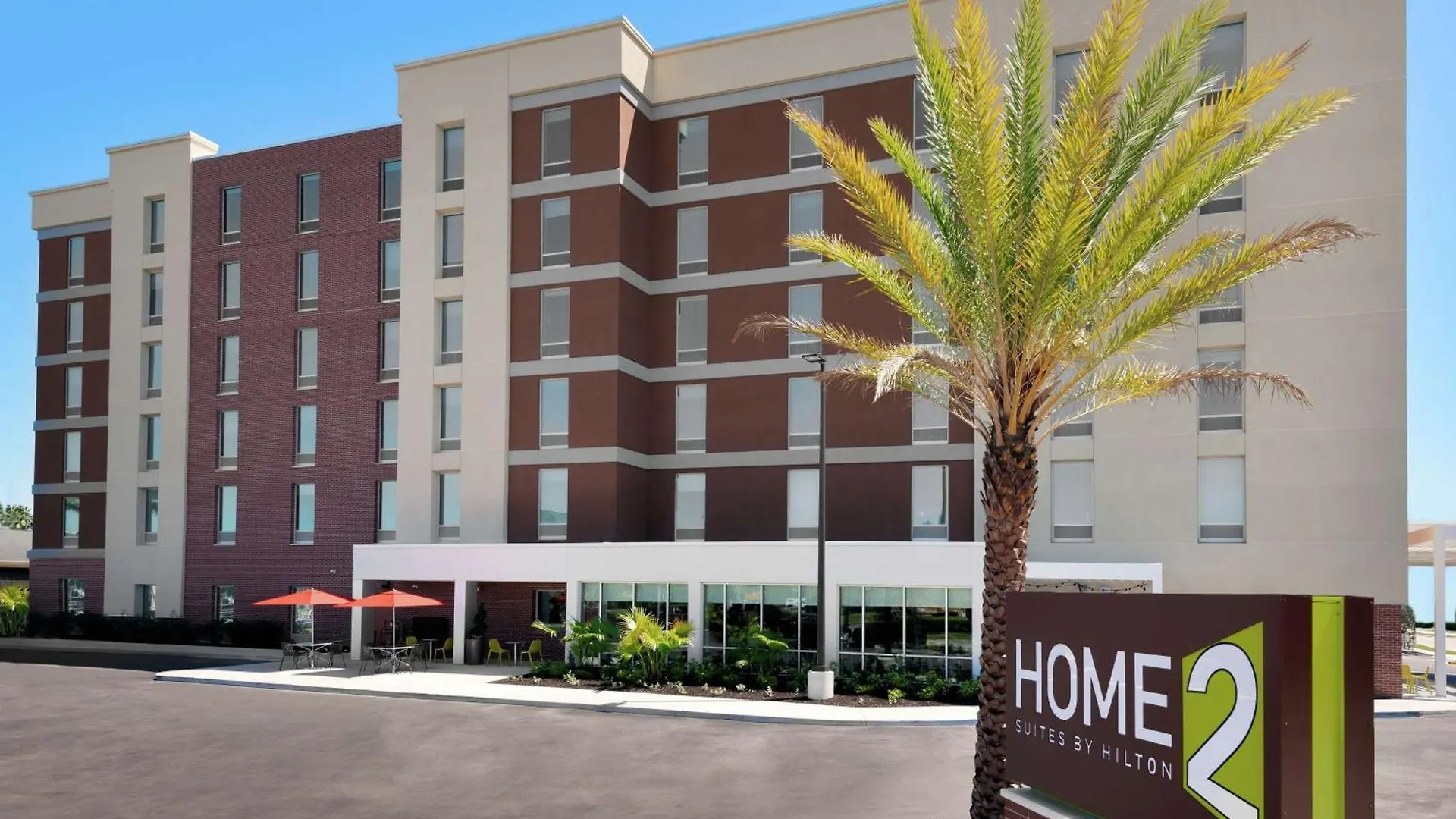 Home2 By Hilton Near Universal Hotel 3*