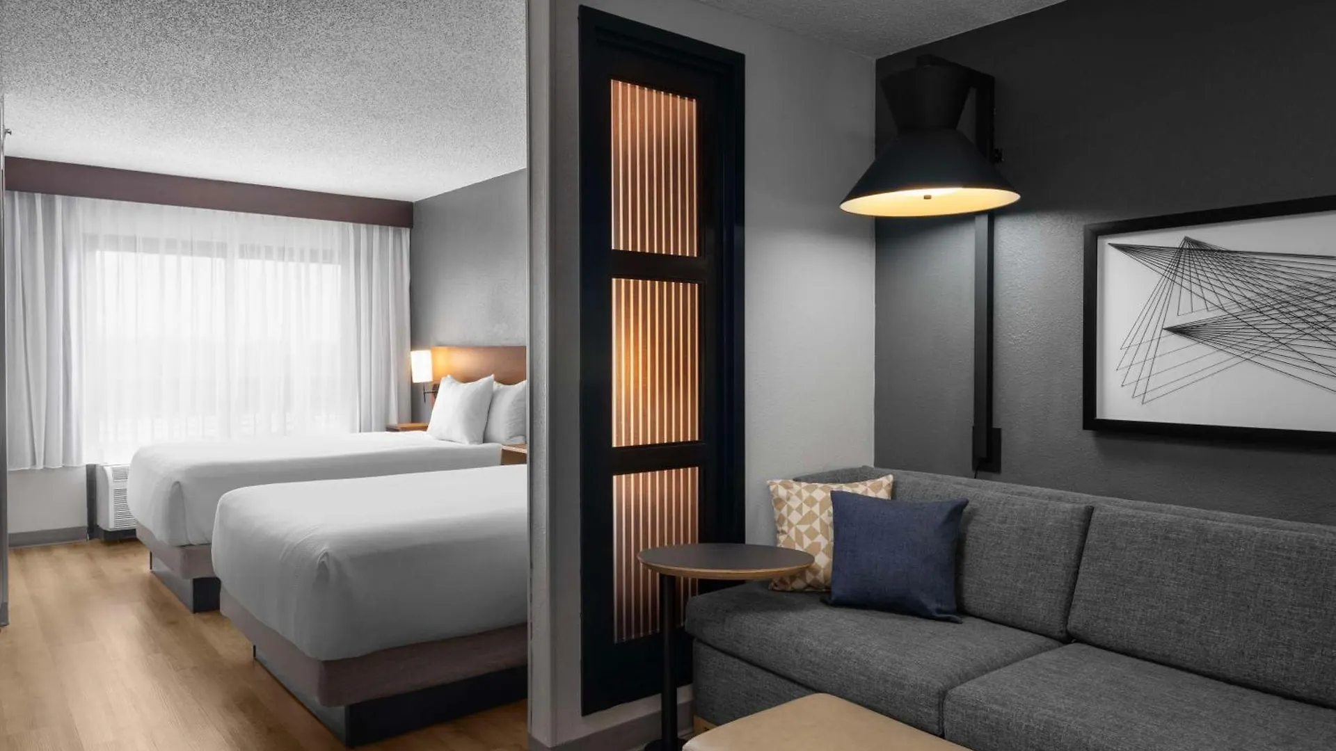 Hyatt Place Airport Hotel