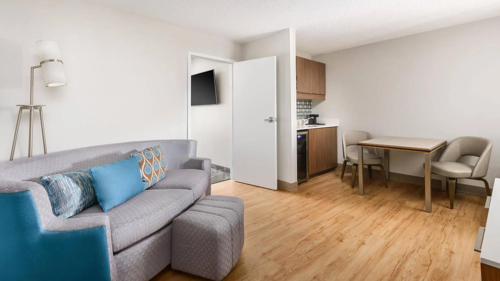 Courtyard By Marriott Orlando Buena Vista At Vista Centre 3* Lake Buena Vista