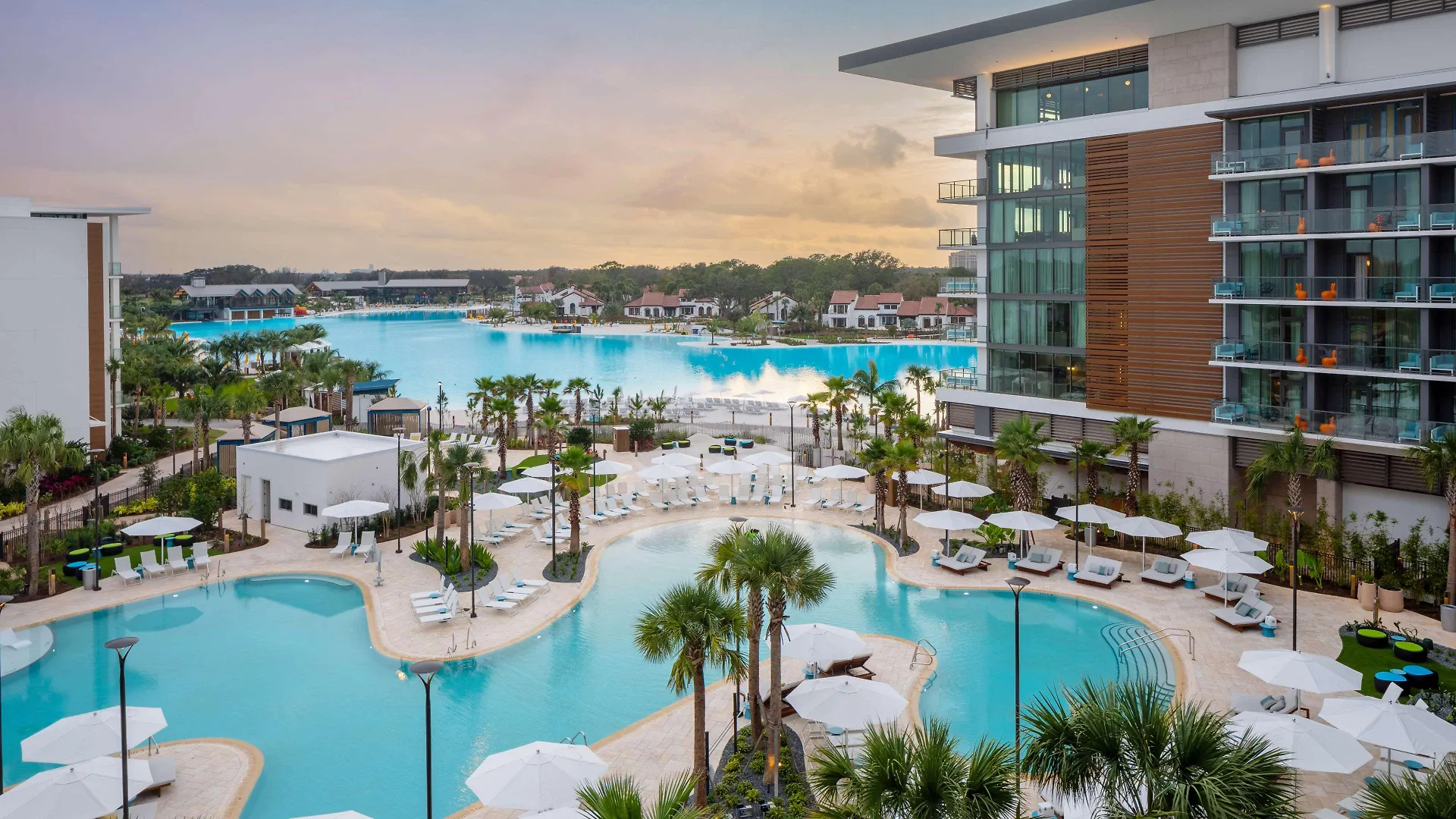 Semesteranläggning (resort) Conrad 5*