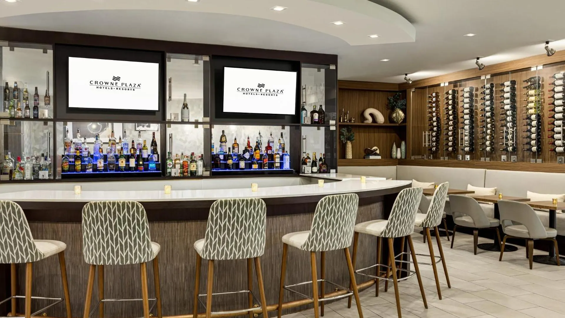 Hotel Crowne Plaza Orlando - Buena Vista By Ihg Lake Buena Vista