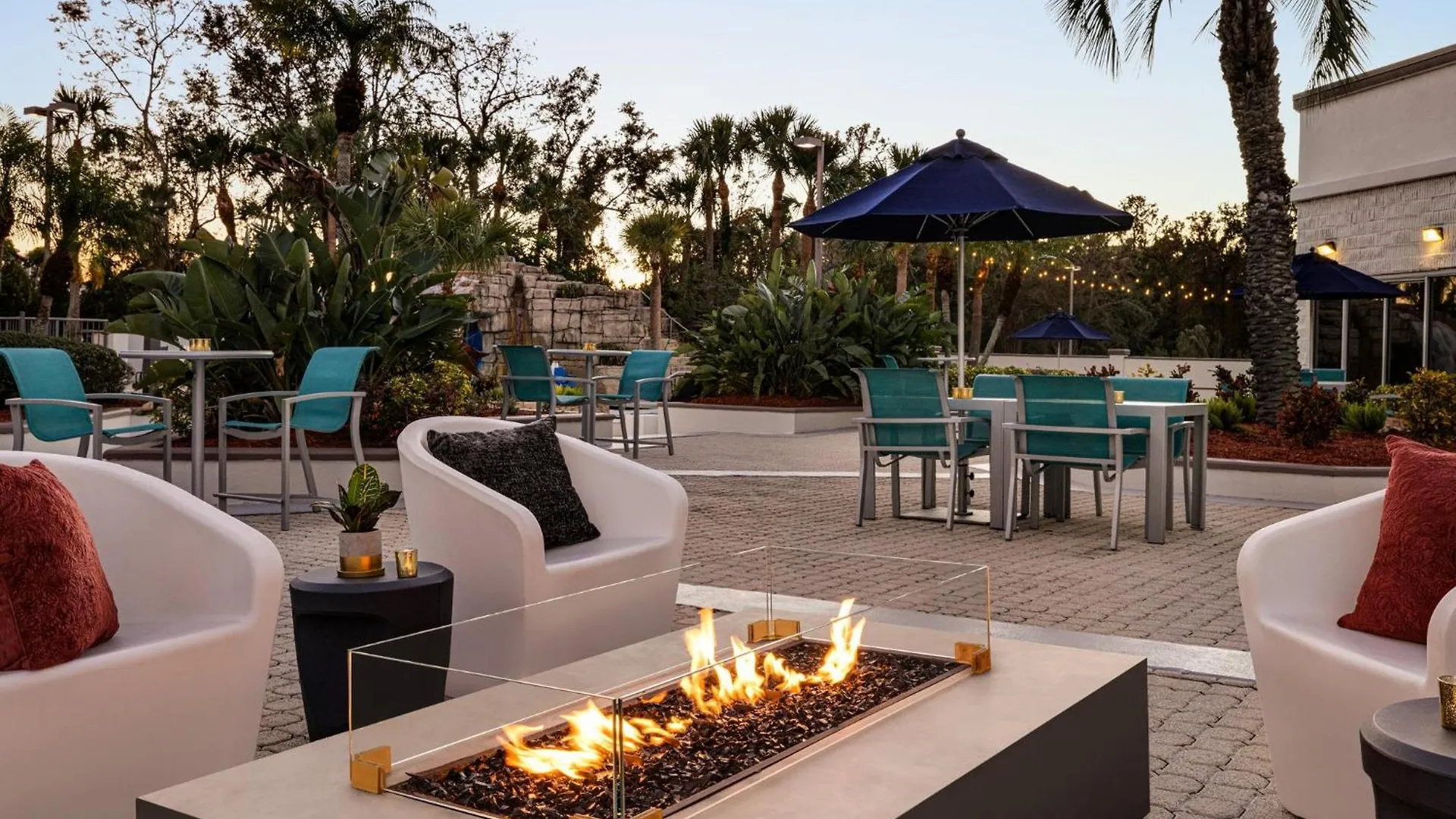 Hotel Crowne Plaza Orlando - Buena Vista By Ihg Lake Buena Vista