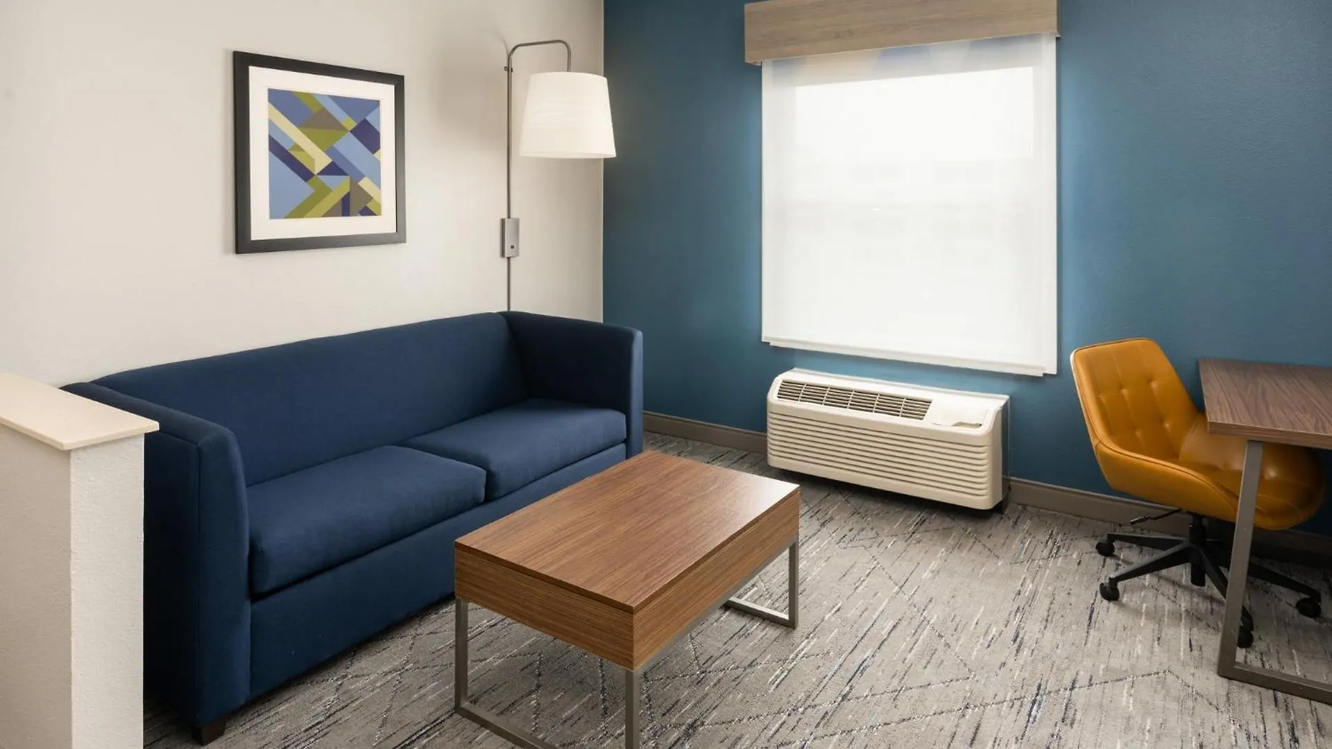 Hotell Holiday Express & International Airport By Ihg