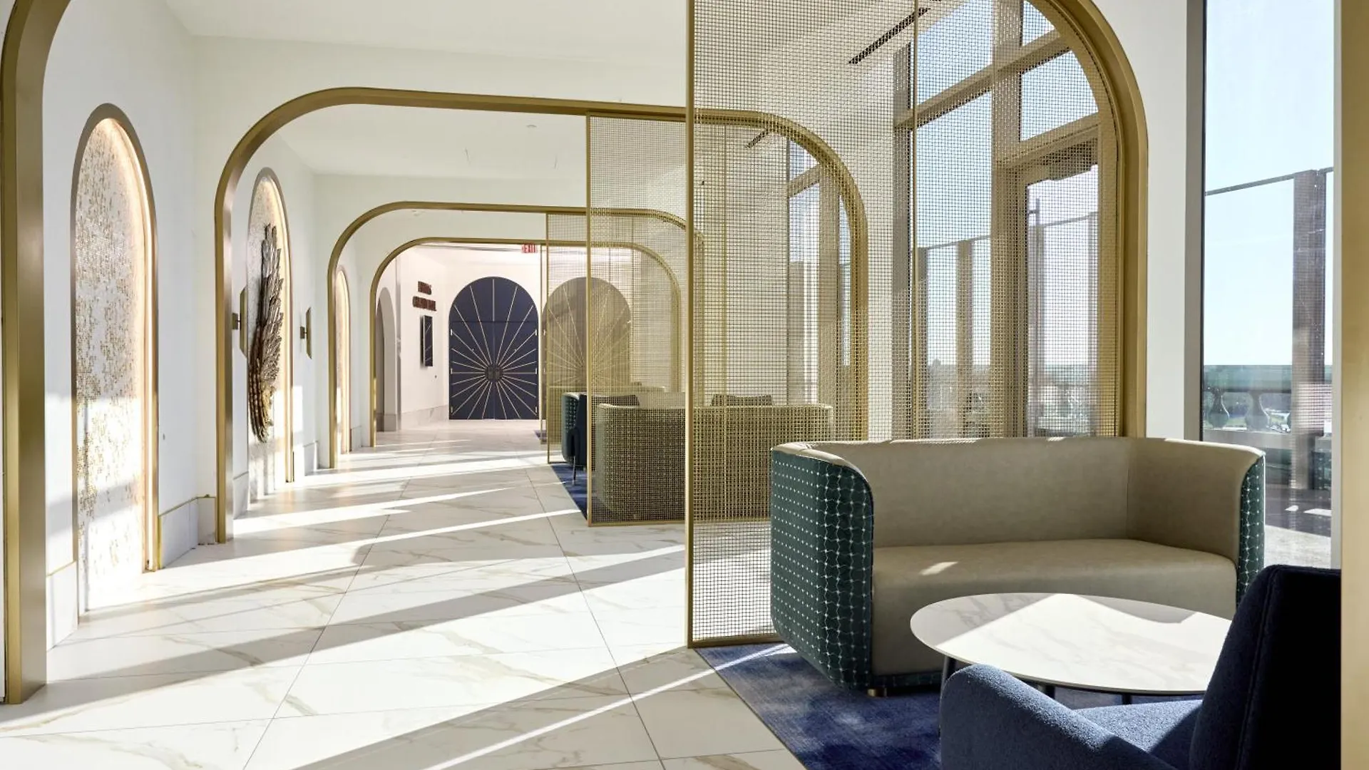 Universal's Helios Grand Hotel, A Loews Resort 4*