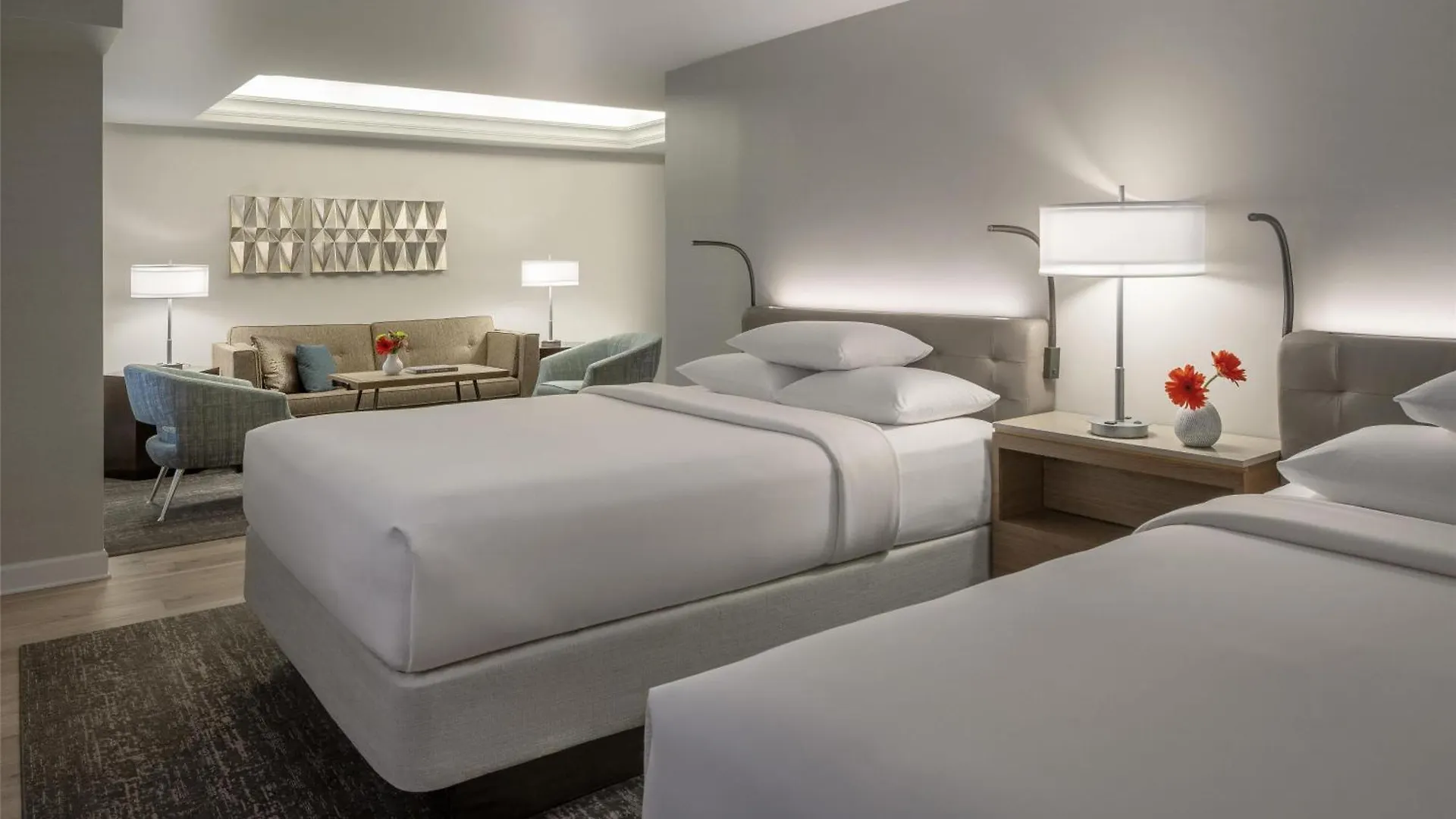 Otel Hyatt Regency International Airport 4*
