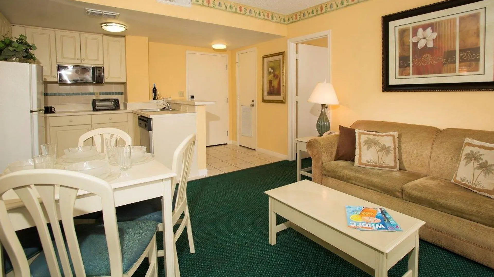 Hotel Enclave Suites, A Staysky & Near Universal