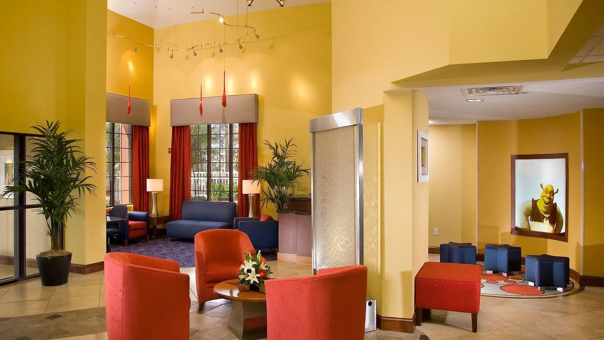 & Across From Universal By Ihg Orlando
