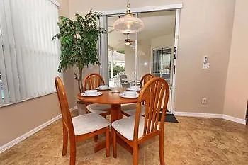 Vacation Townhomes 360 Hotel
