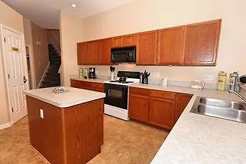 Vacation Townhomes 360 Hotel