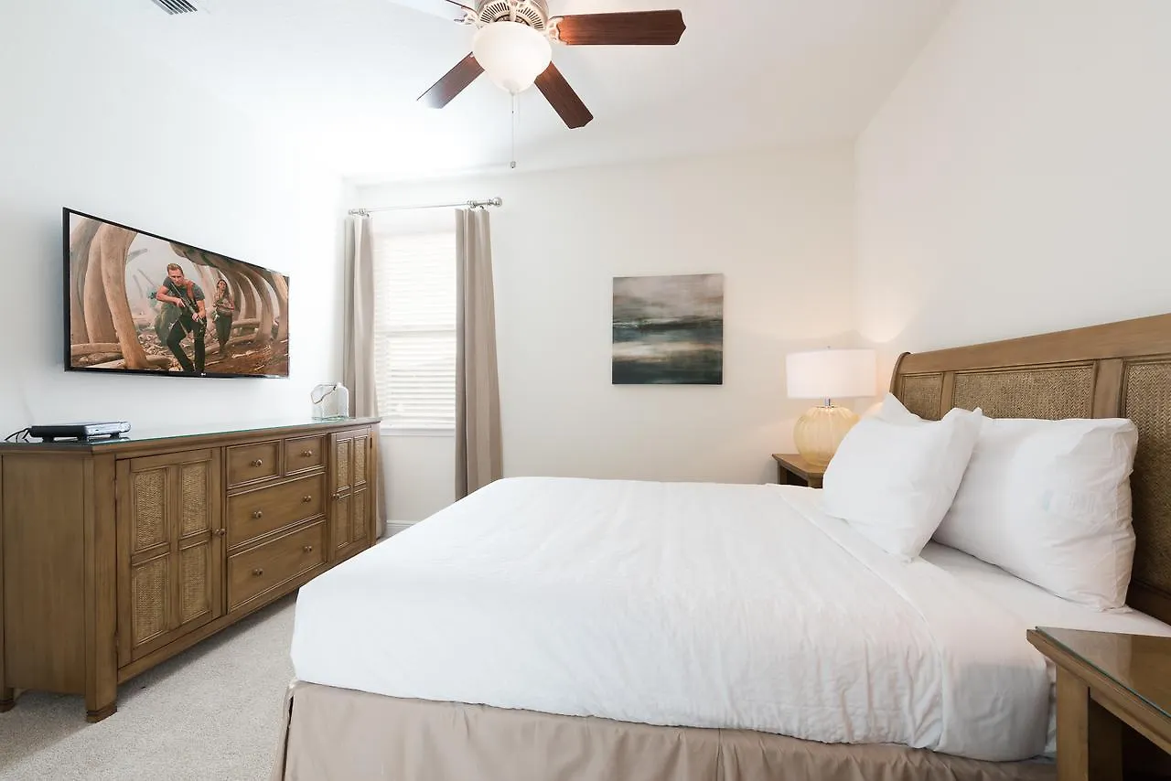 Luxury Near By Rentyl With Private Pool & Amenities - 211m