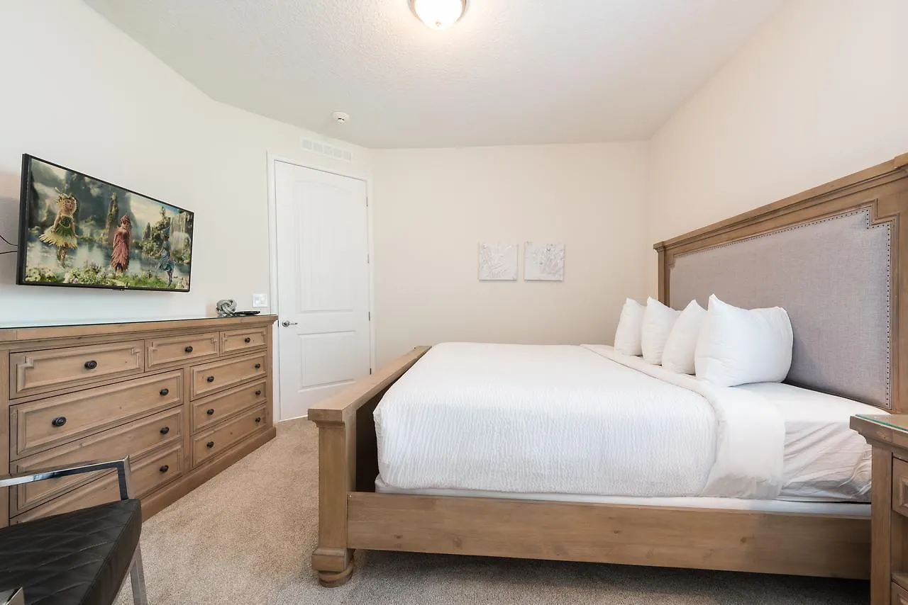 Encore Resort: Disney-adjacent With Private Pool And Themed Orlando