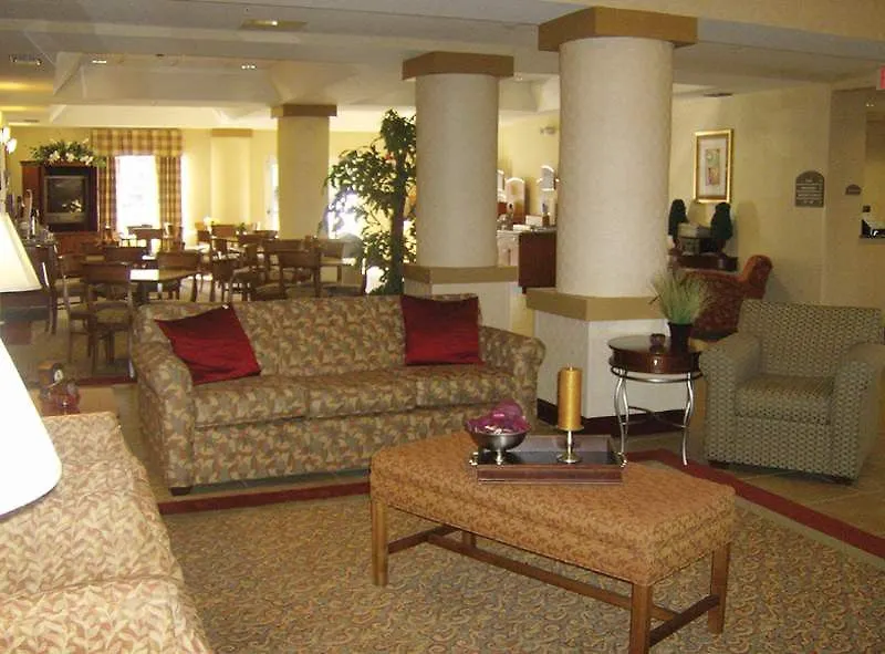 Holiday Express & International Airport By Ihg Hotell