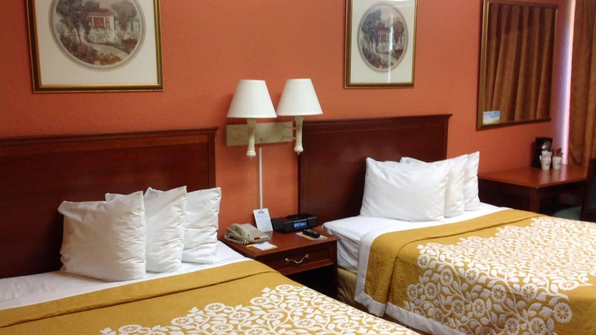 Penzion Howard Johnson By Wyndham Orlando-international Drive 2*