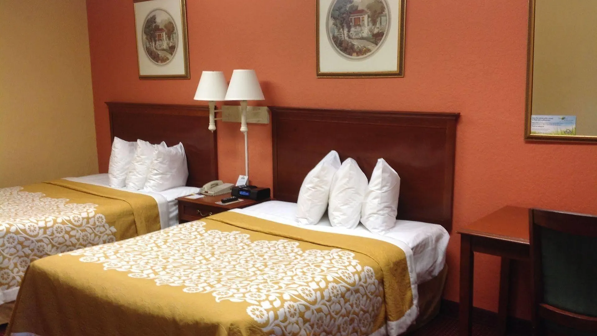 Howard Johnson By Wyndham Orlando-international Drive 2* Orlando