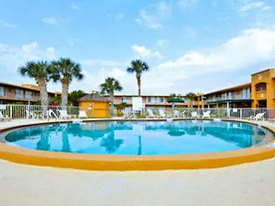 Howard Johnson By Wyndham Orlando-international Drive 2*