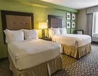 & Across From Universal By Ihg Orlando