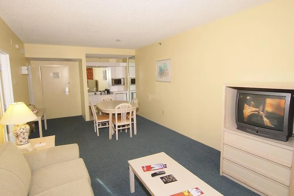 Ramada By Wyndham Kissimmee Gateway - Free Theme Park Shuttle Hotel
