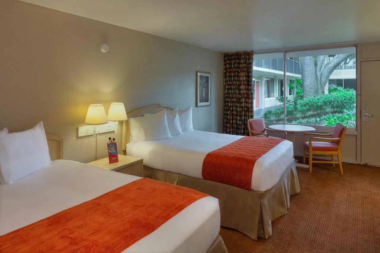 Ramada By Wyndham Kissimmee Gateway - Free Theme Park Shuttle 3*